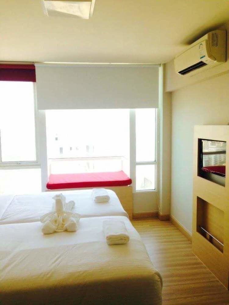Hostel Implace Impact At M Sociaty *