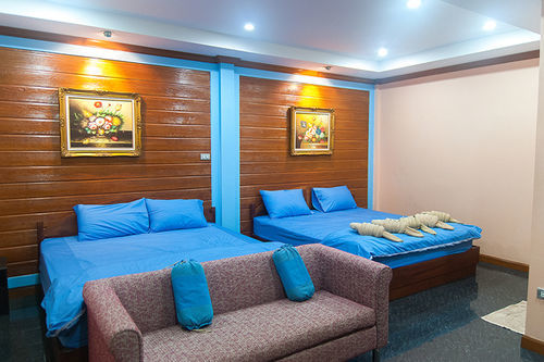 Hotel Kampu 2*