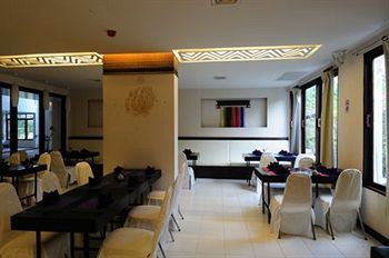 Hotel Ananda Museum Gallery Hotel,