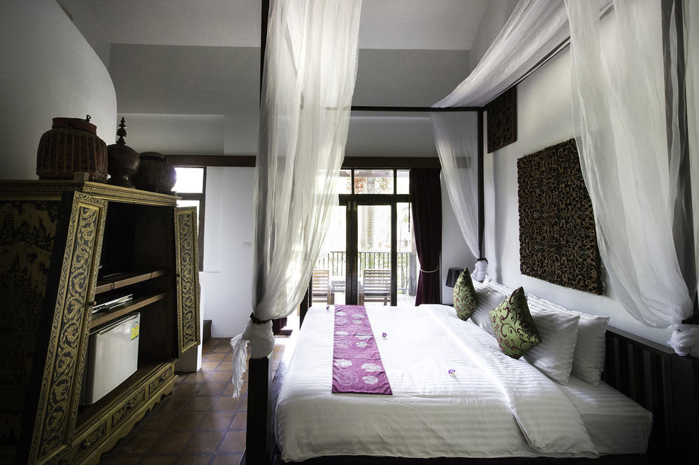 Dorm Of Happiness By Tharaburi Sukhothai
