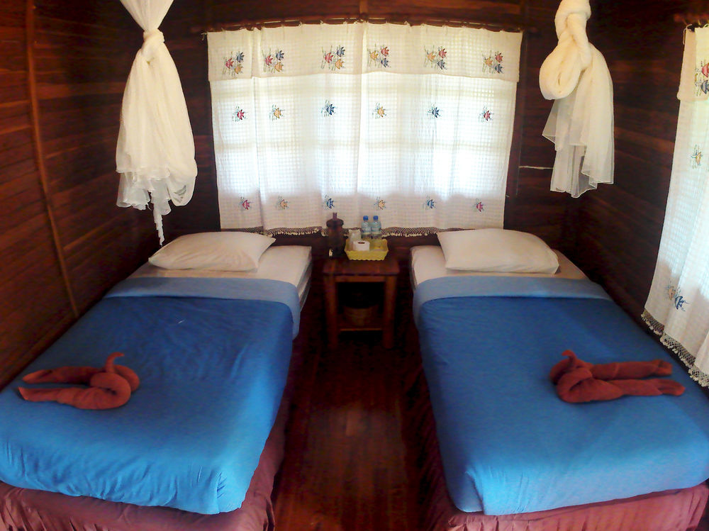 Nice & Easy House Hotel