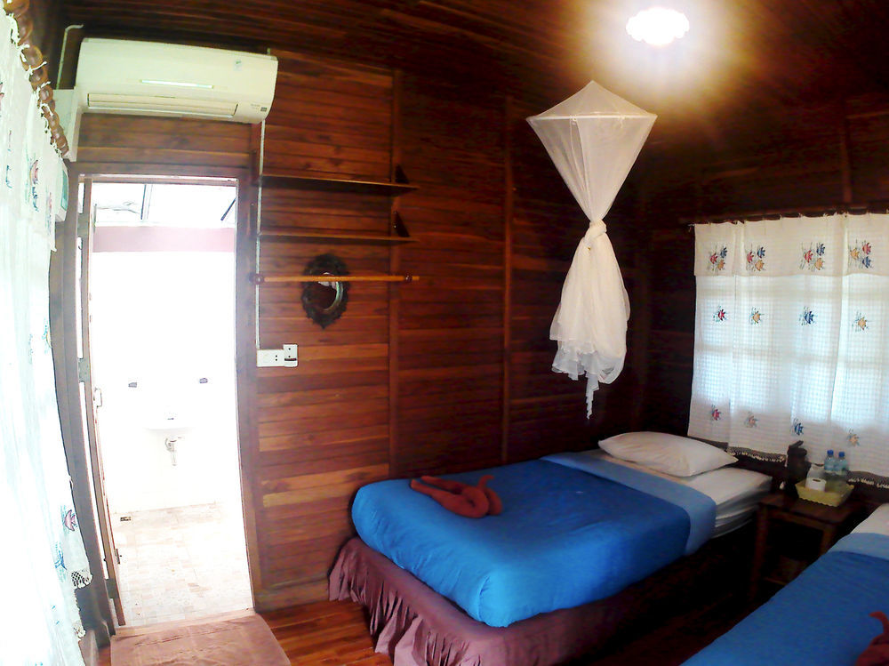 Nice & Easy House Hotel 3*