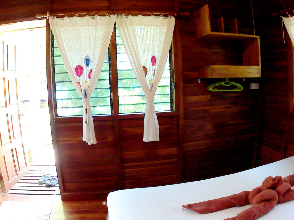 Nice & Easy House Hotel