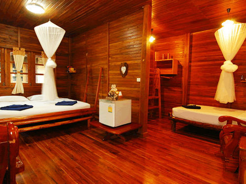 Nice & Easy House 3*