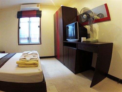 Sincere Bar And Bistro Hostel *
