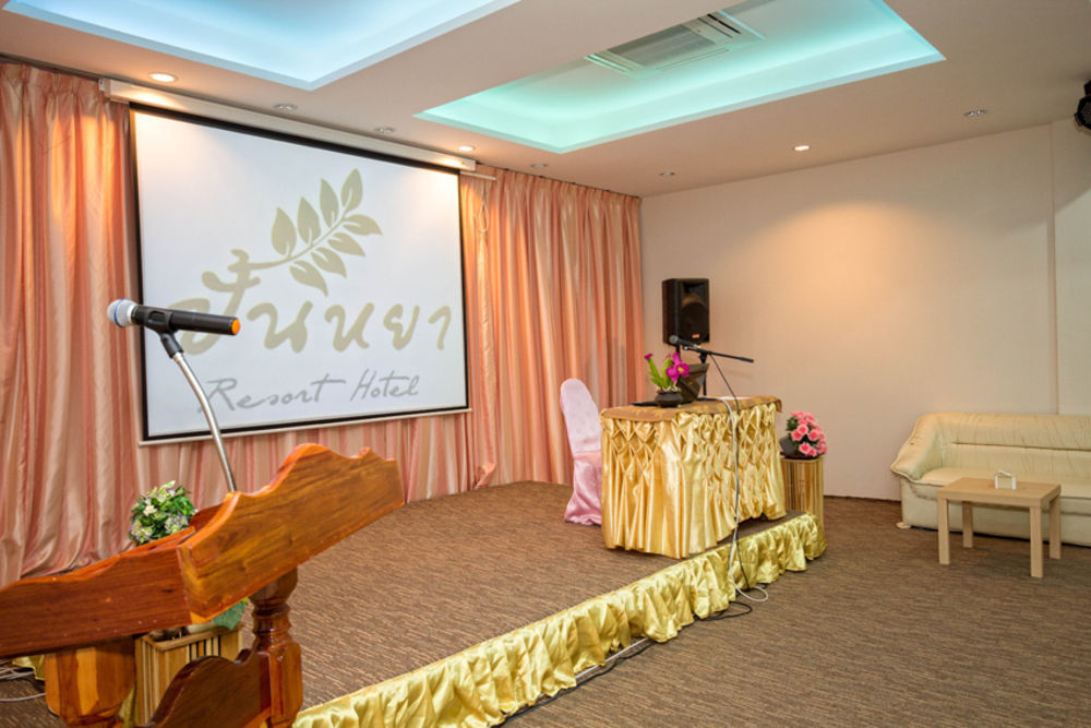 Panya Hotel