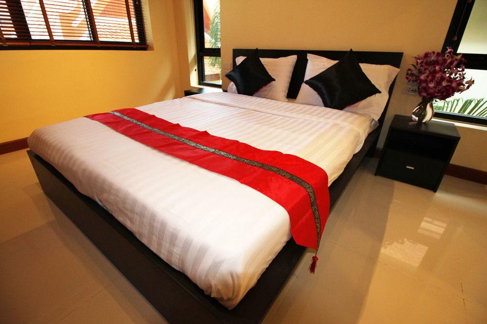 Oyo 786 Bangsaray Village Hotel Sattahip
