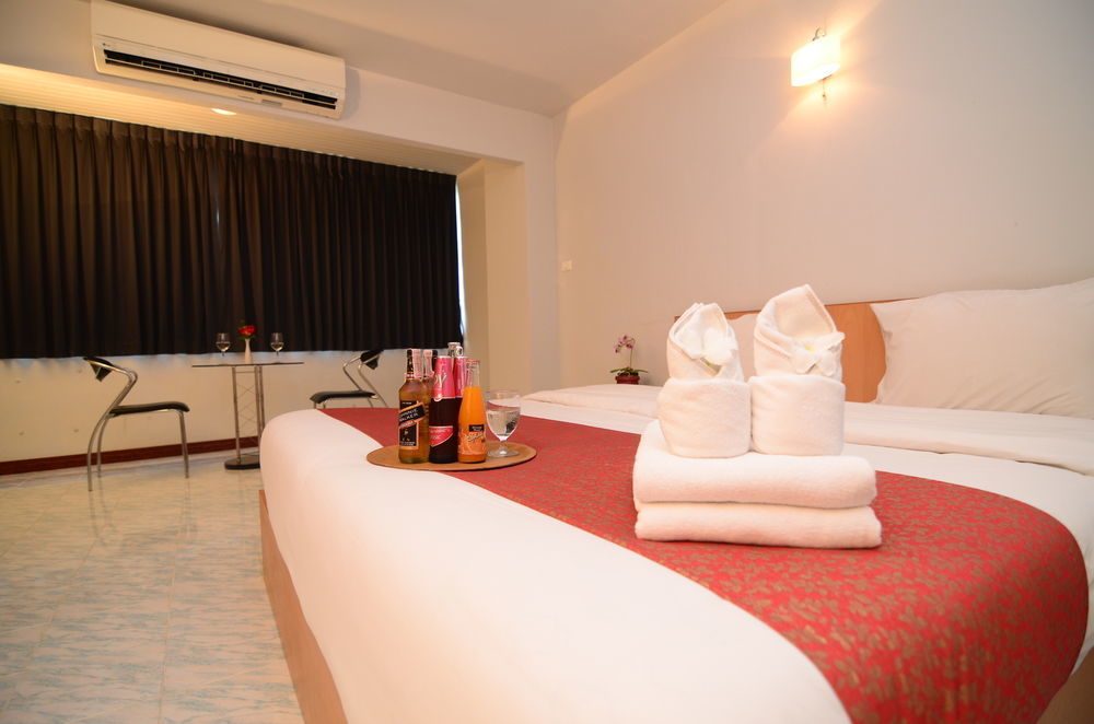 Oyo 257 Sea Paradise Hotel Sattahip