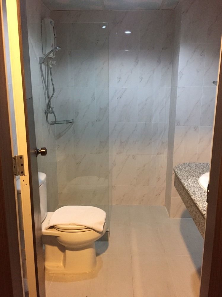 Oyo 257 Sea Paradise Hotel