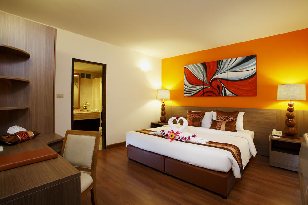 Golden Hotel