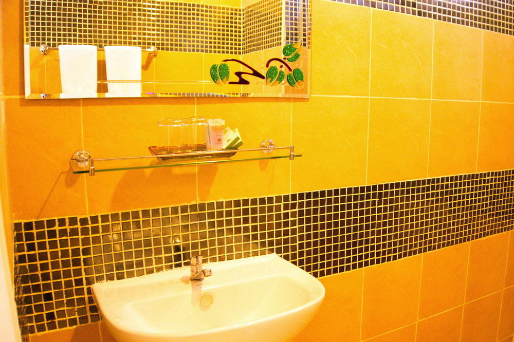 Evergreen Hotel