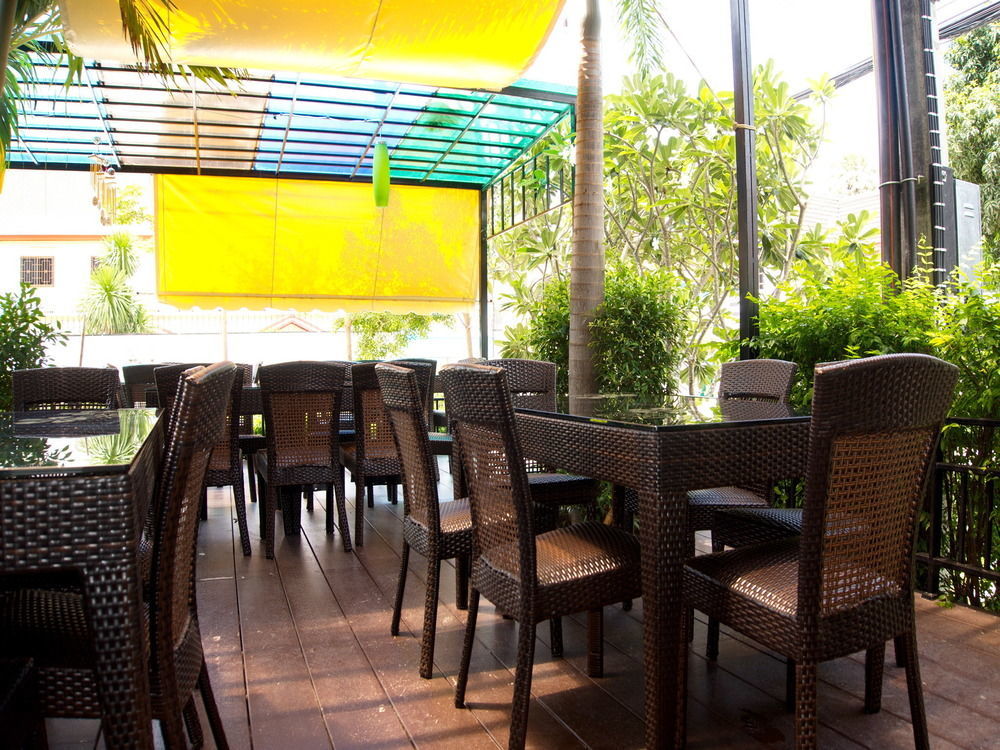 Evergreen Hotel 3*