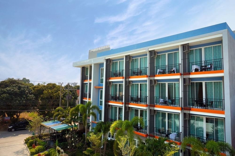 Evergreen Hotel 3*