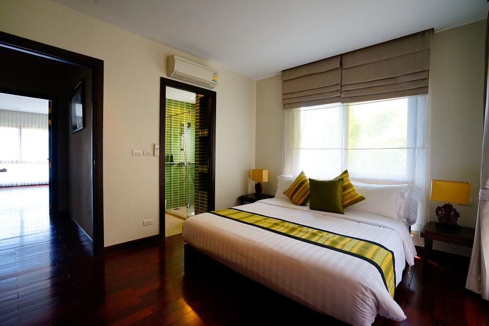 Tranquility Bay Resort Bang Bao Beach