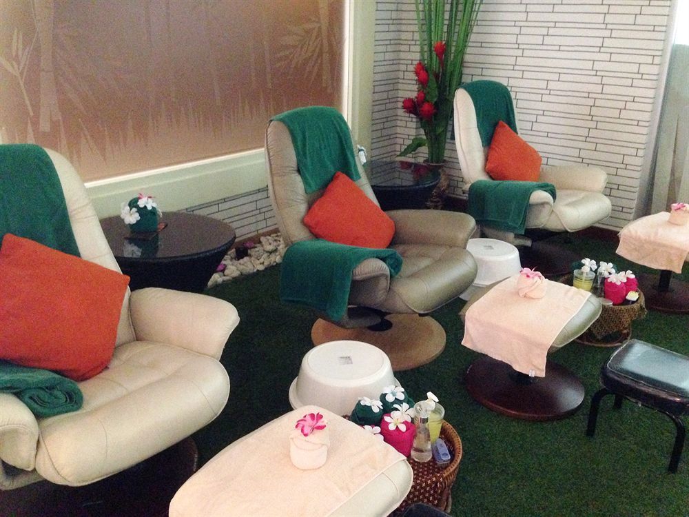 New Travel Hotel