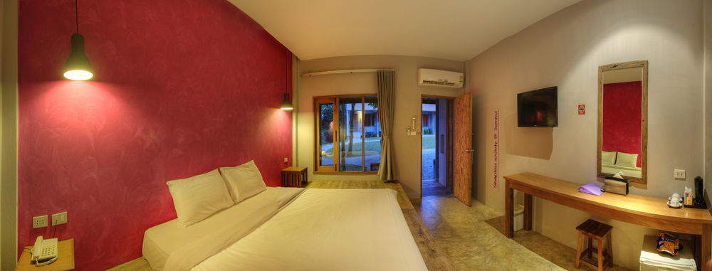 Hotel Bar And Bed @ Samed Koh Samet