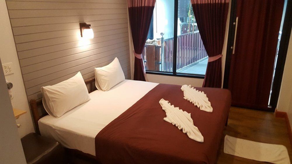 Hotel Sinsamut Koh Samed