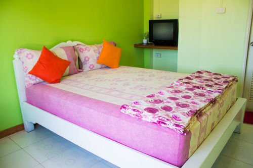 Hotel Baan Pug Takayai