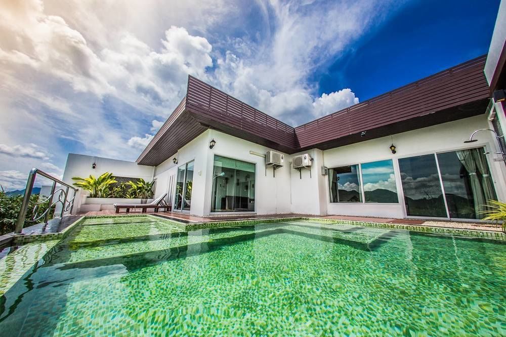 Resort The Vista Pool 4*