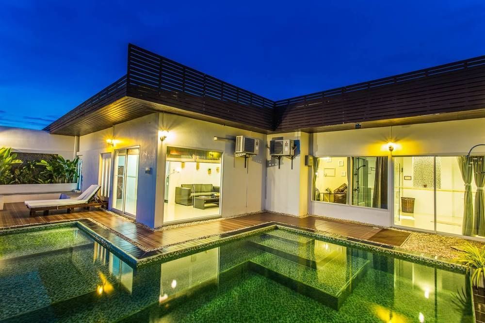 The Vista Pool