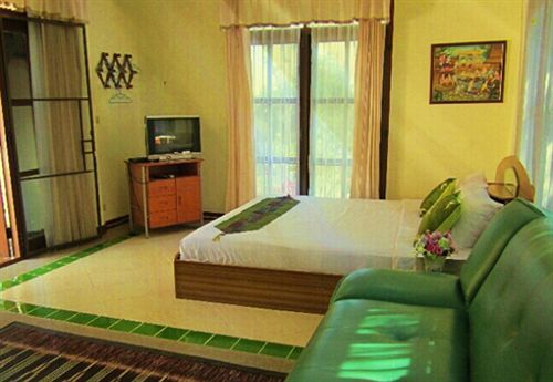 Resort Golden View Boutique