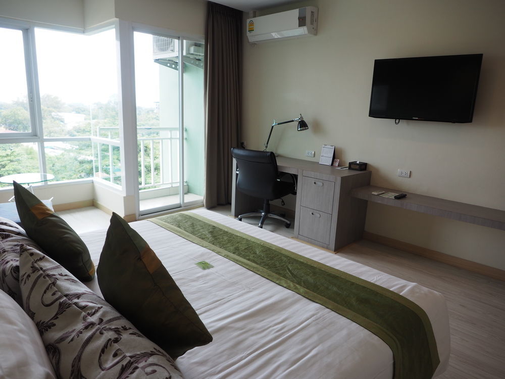 Hotel Tamarind Garden Rayong