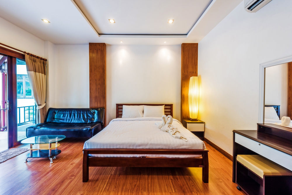 Hotel Assada Boutique Phuket Praia de Kata