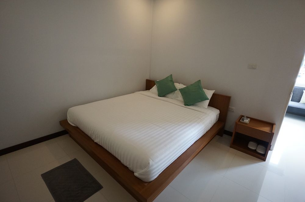 Resort The Brass Garden Sattahip