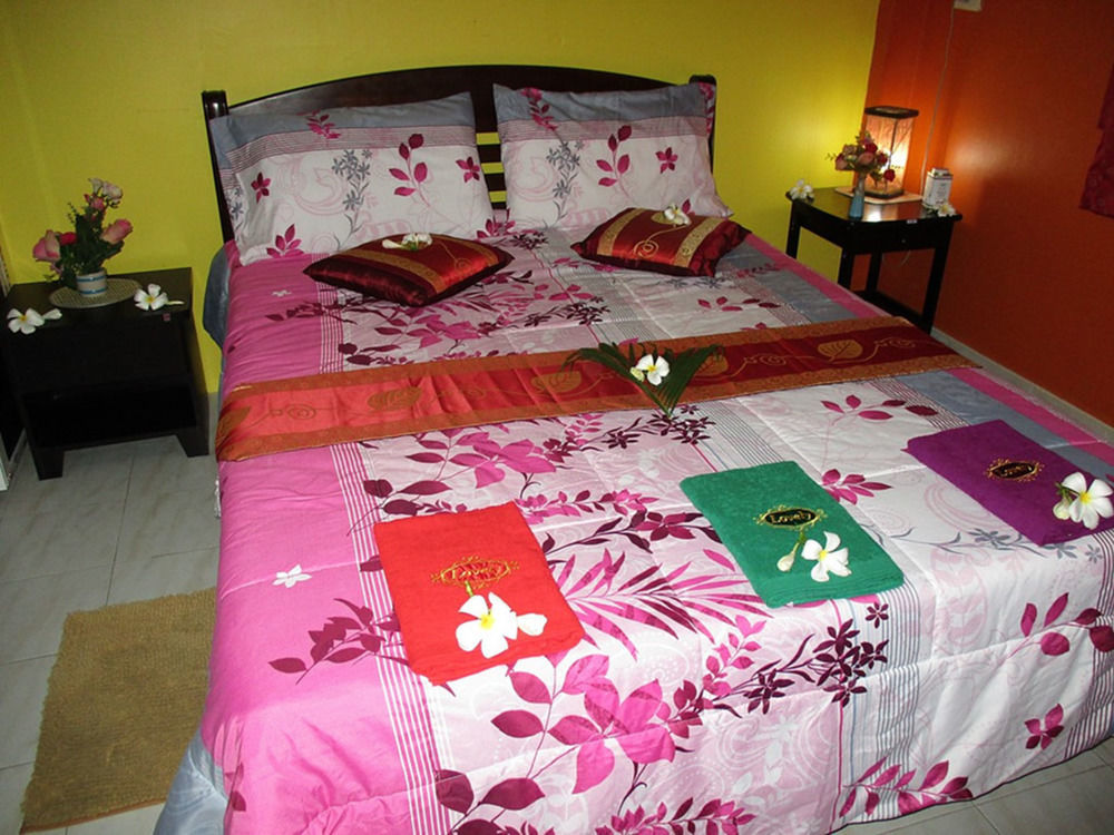Sawasdee Phuket Hotel