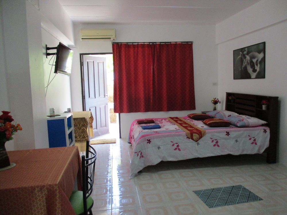 Sawasdee Phuket Hotel