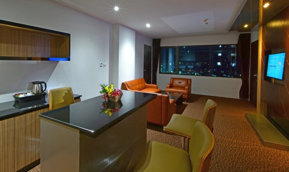 Siam Oriental Hotel