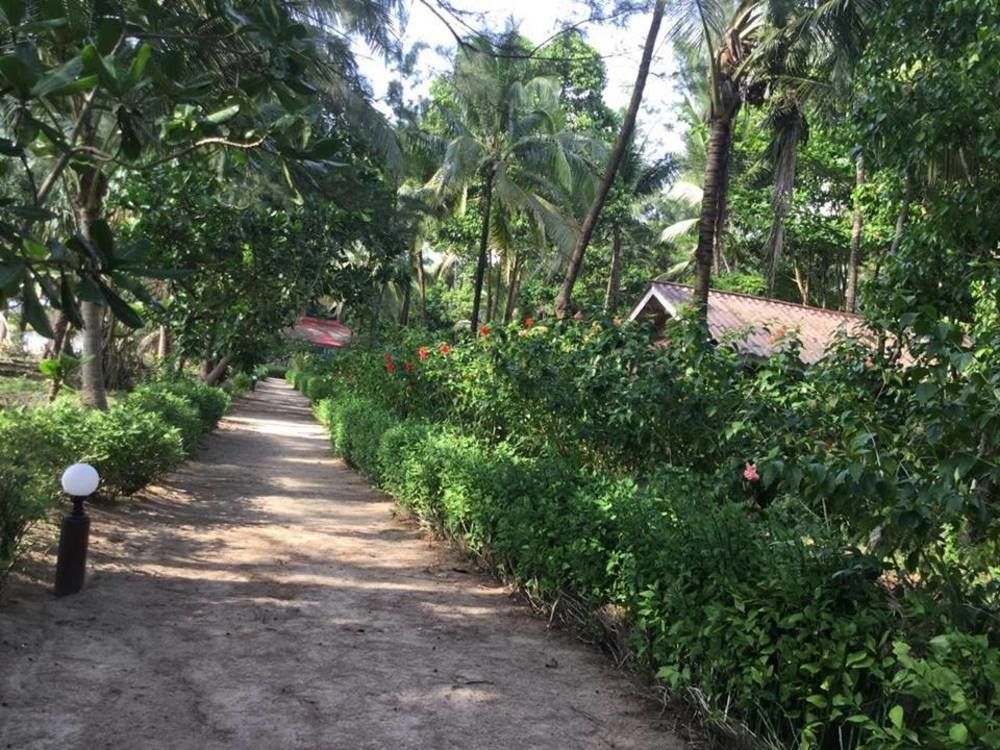 Resort Phayam Coconut Koh Phayam