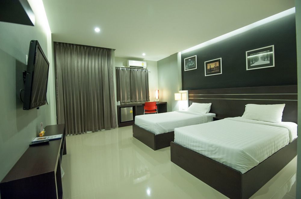 The Cozy Nest Boutique Rooms Bed & Breakfast Phayao