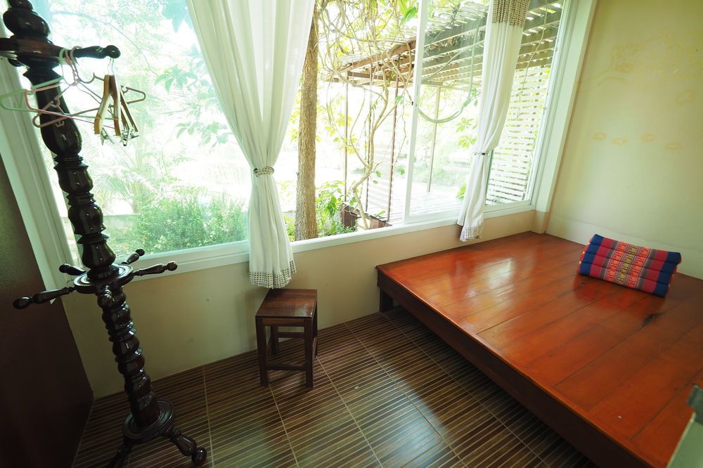 Baan Suan Juree Punsuk Resort