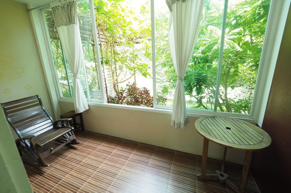 Baan Suan Juree Punsuk Resort Suphan Buri