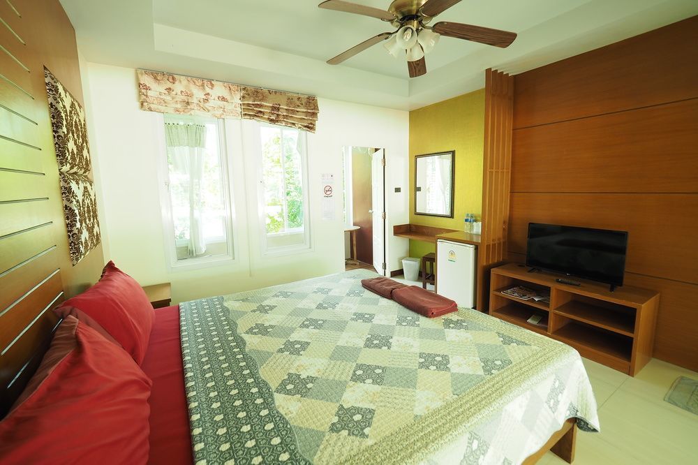 Baan Suan Juree Punsuk Resort 2*