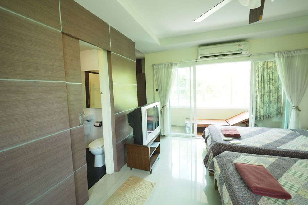 Baan Suan Juree Punsuk Resort Suphan Buri