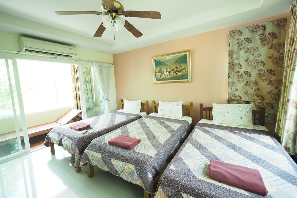 Baan Suan Juree Punsuk 2*