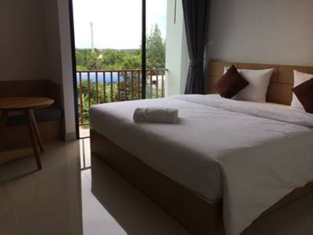 B Boutique 3*