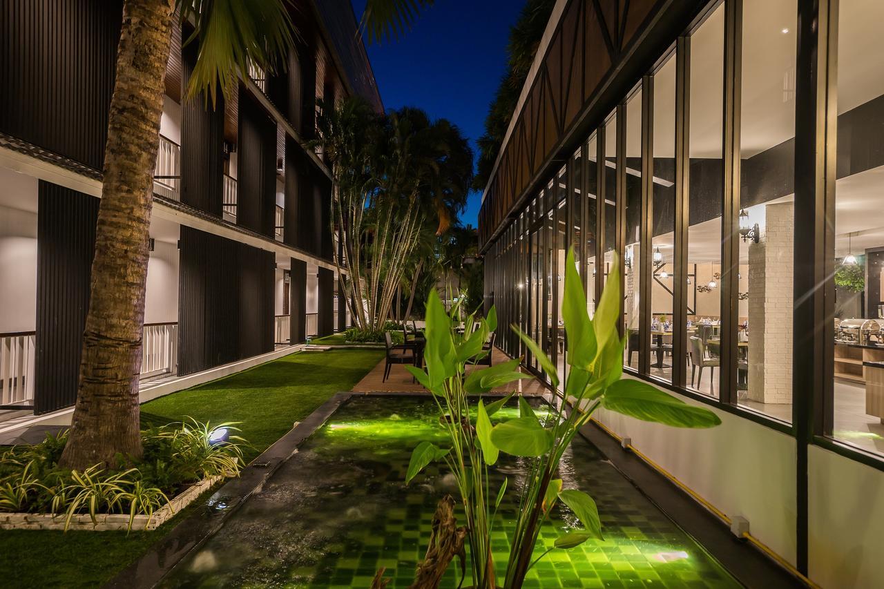 Ivory Hotel Bang Lamung