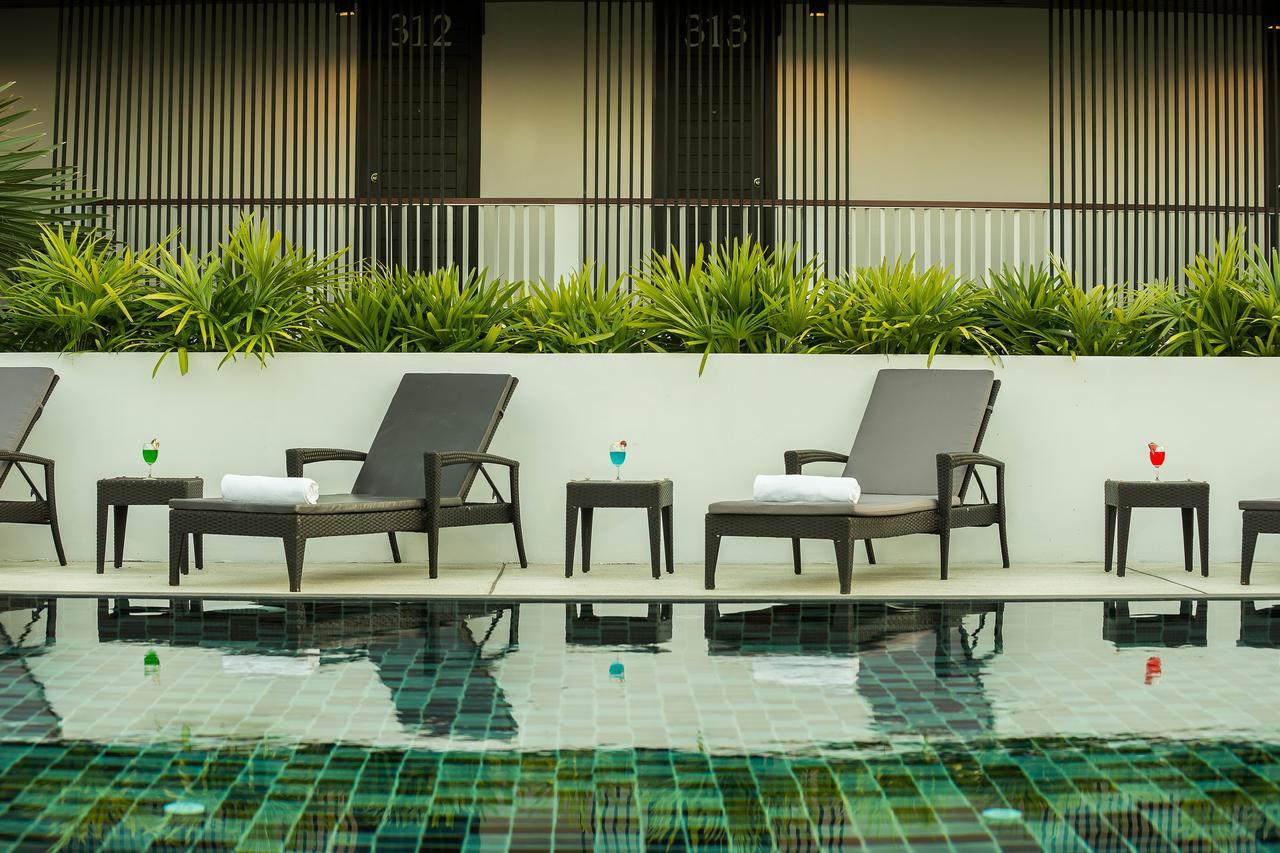 Ivory Hotel
