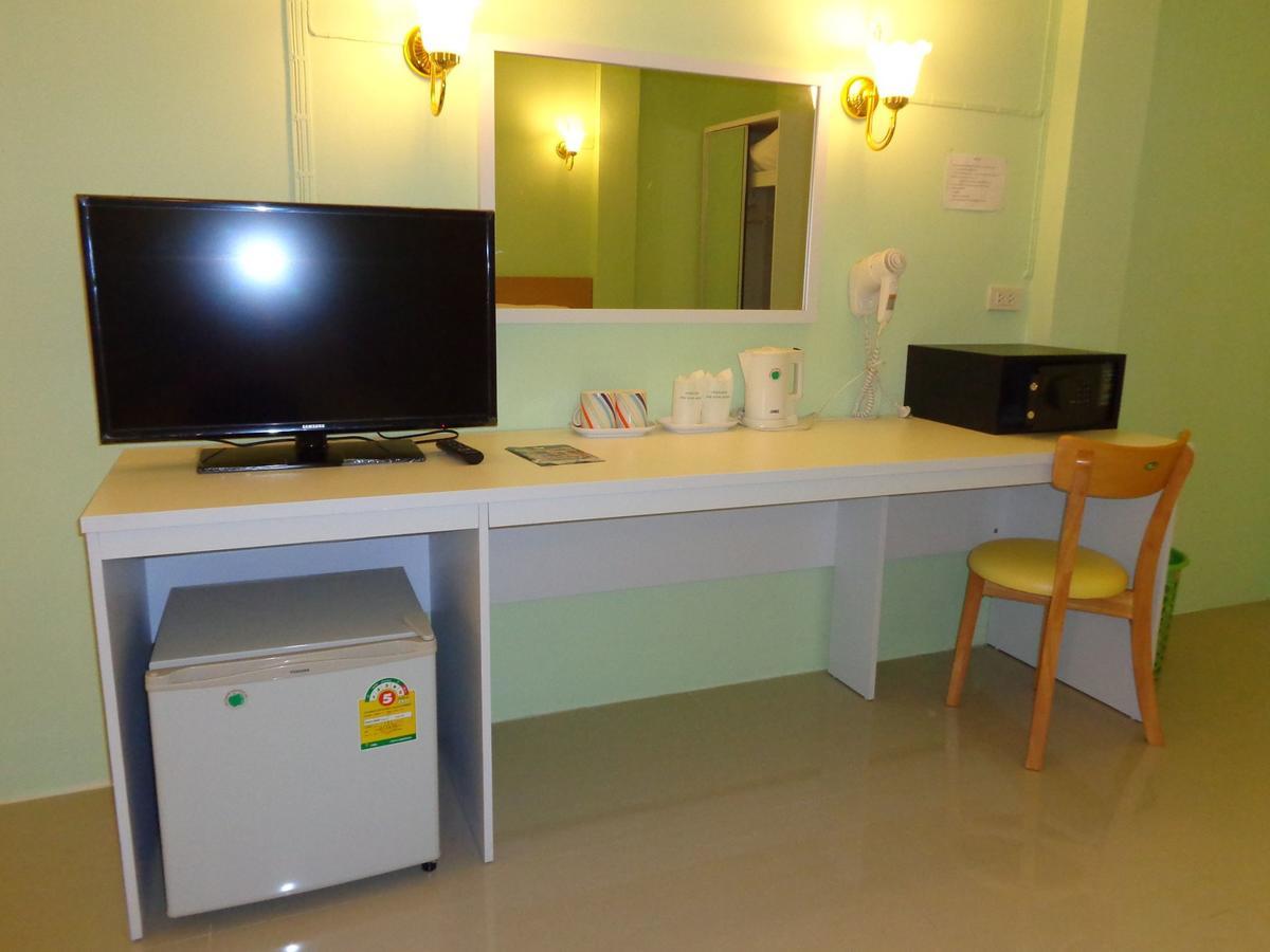 Siam Apple & Hotel 2*