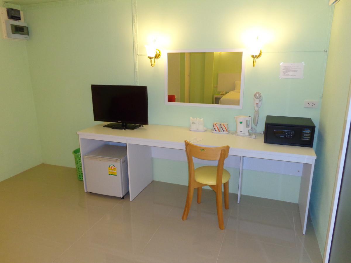 Siam Apple & Hotel Ban Khlong