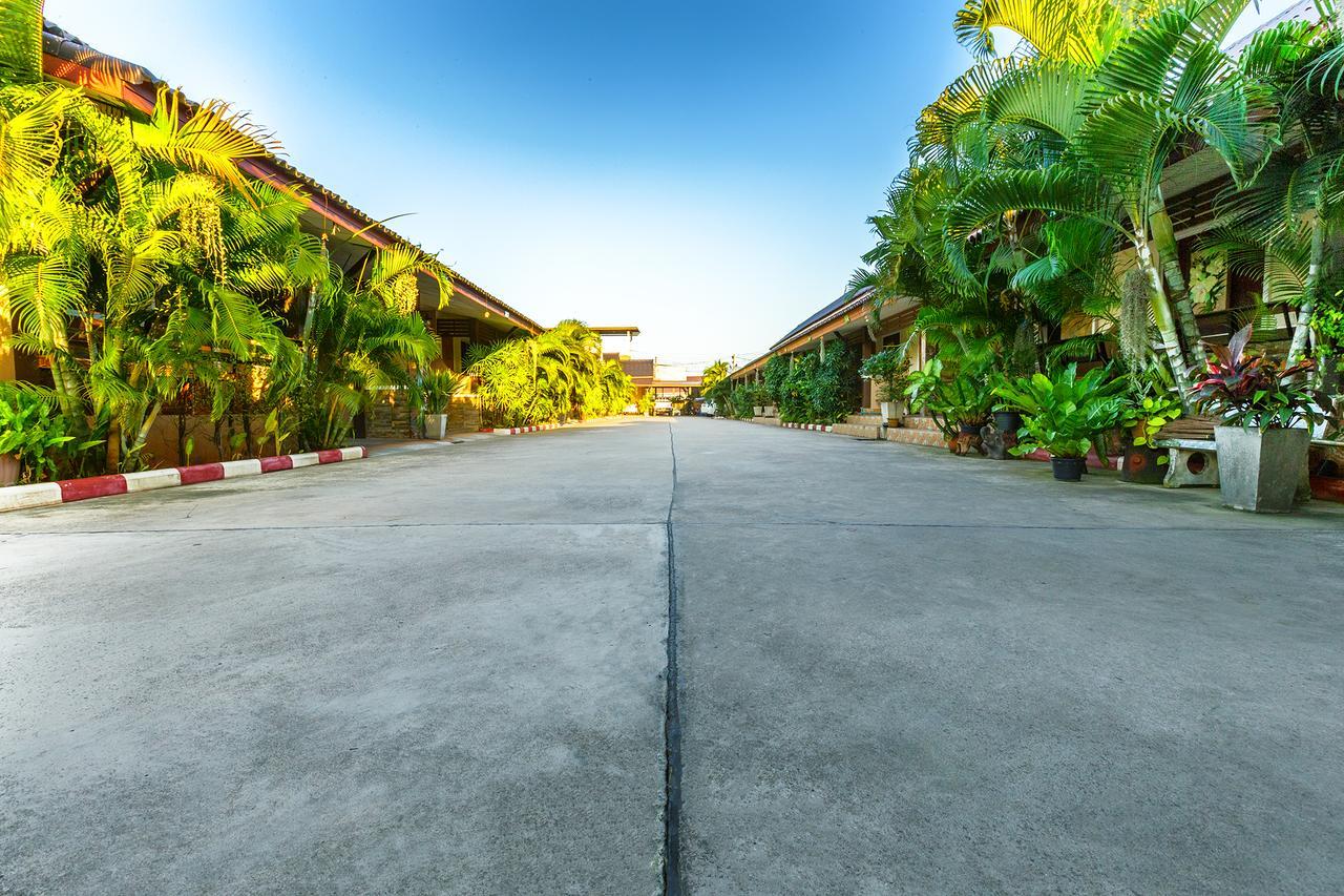 Nida Rooms Central 89 Plaza Resort Inn