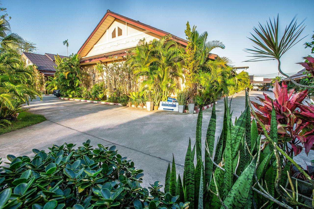 Nida Rooms Central 89 Plaza Resort 2* Surat Thani