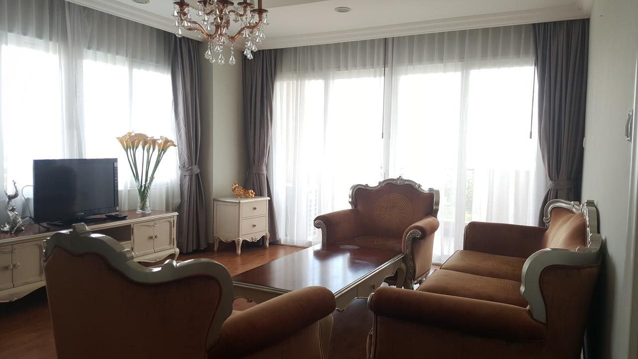 Lk Noble Hotel