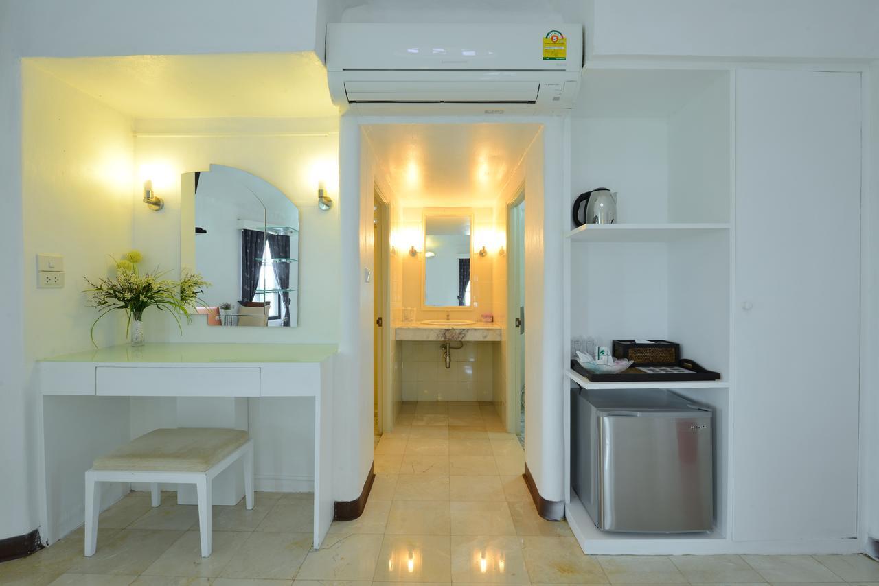 Baan Phuluang บ้านภูหลวง Resort Wang Nam Khiao