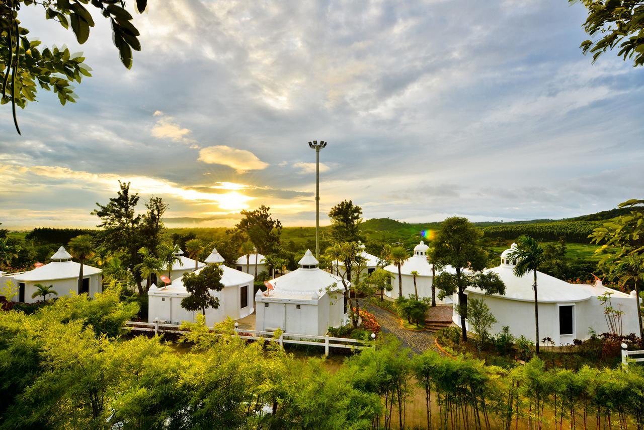 Baan Phuluang บ้านภูหลวง Resort Wang Nam Khiao