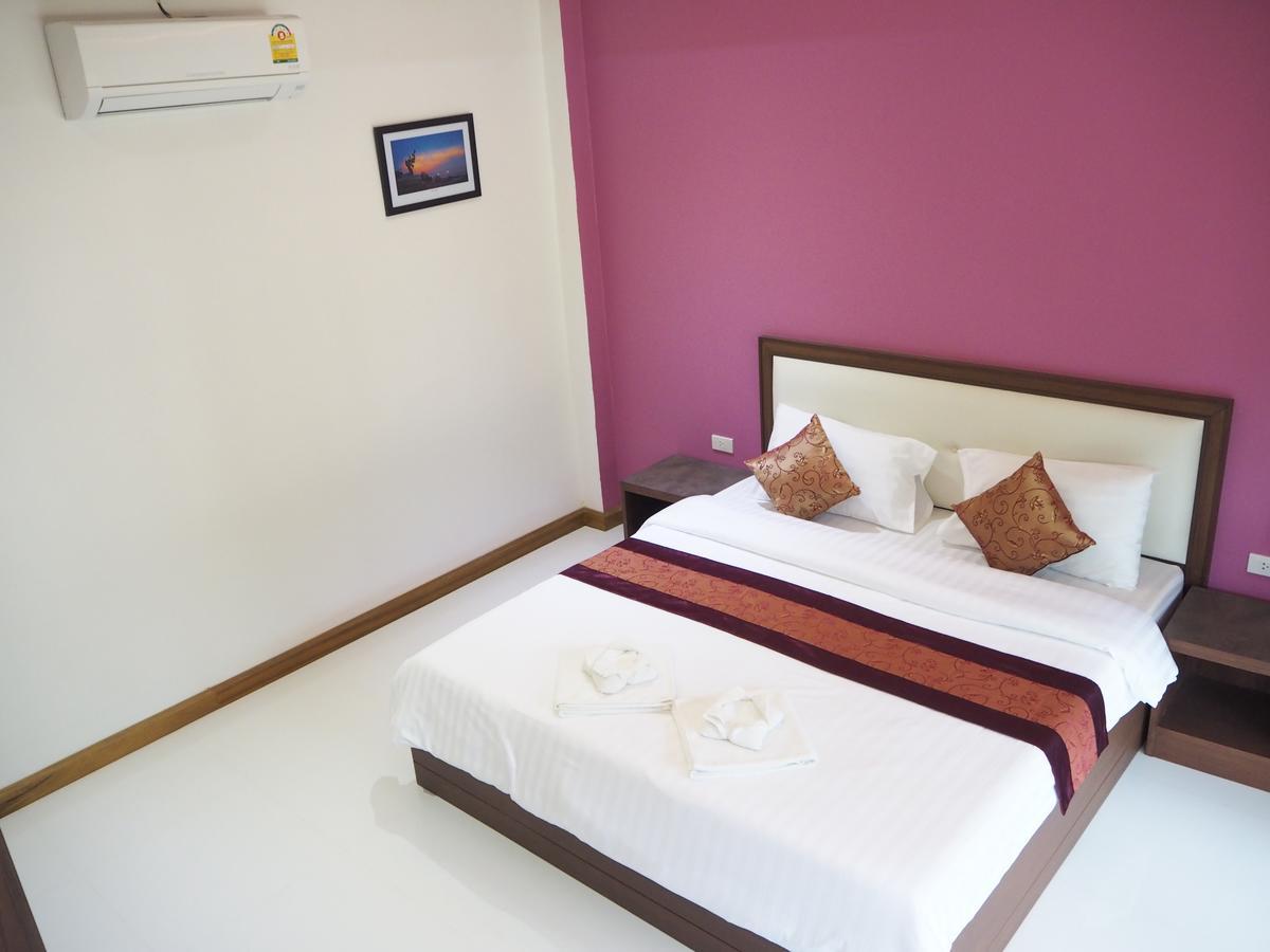 Dusit Phuphaya