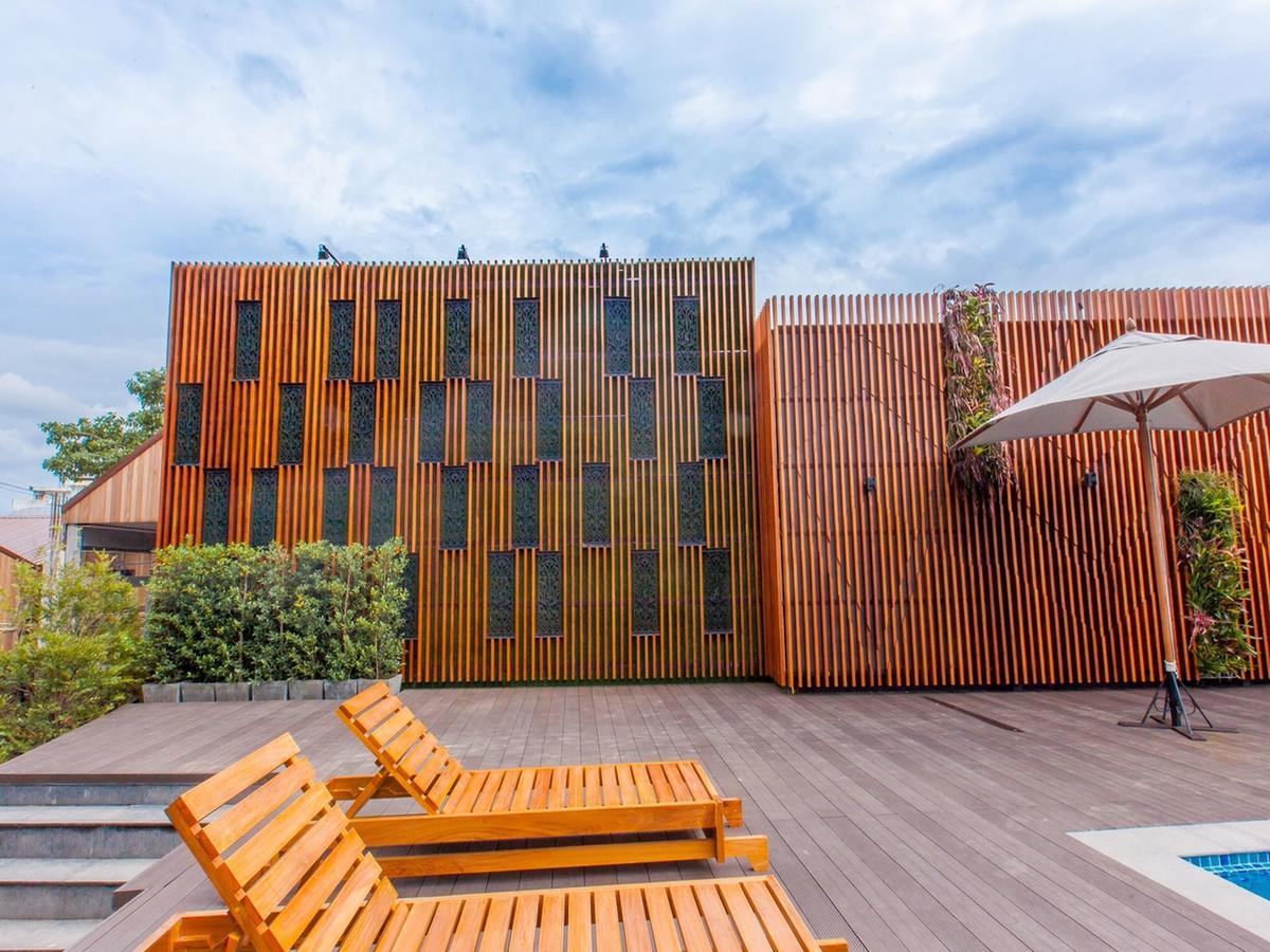 Loft Mania Boutique Hotel 4*